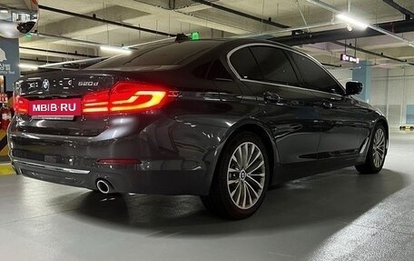 BMW 5 серия, 2018 год, 3 900 000 рублей, 3 фотография
