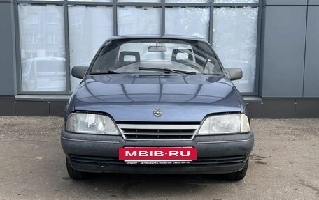 Opel Omega A, 1988 год, 165 000 рублей, 2 фотография