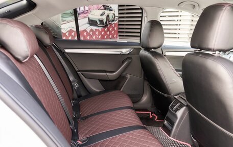 Skoda Octavia, 2019 год, 1 824 000 рублей, 8 фотография