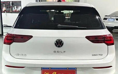 Volkswagen Golf VIII, 2023 год, 1 780 000 рублей, 3 фотография