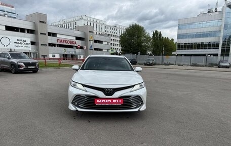 Toyota Camry, 2019 год, 2 990 000 рублей, 1 фотография