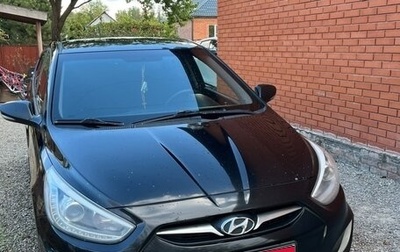 Hyundai Solaris II рестайлинг, 2013 год, 900 000 рублей, 1 фотография