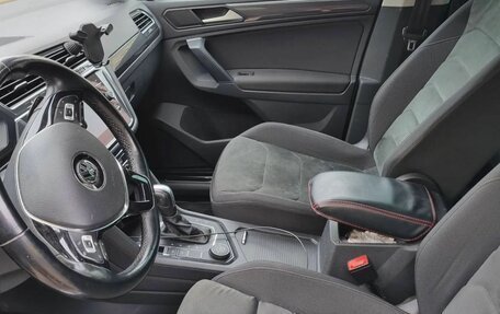 Volkswagen Tiguan II, 2020 год, 2 350 000 рублей, 7 фотография