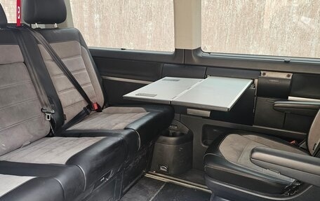 Volkswagen Multivan T6 рестайлинг, 2021 год, 5 200 000 рублей, 4 фотография