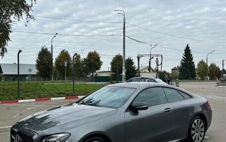 Mercedes-Benz E-Класс, 2018 год, 3 600 000 рублей, 3 фотография