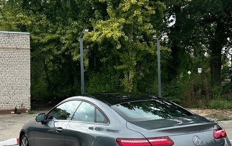 Mercedes-Benz E-Класс, 2018 год, 3 600 000 рублей, 5 фотография