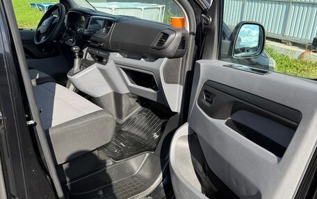 Toyota ProAce II, 2019 год, 3 000 000 рублей, 11 фотография