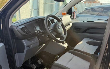 Toyota ProAce II, 2019 год, 3 000 000 рублей, 4 фотография