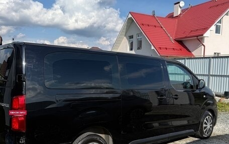 Toyota ProAce II, 2019 год, 3 000 000 рублей, 9 фотография