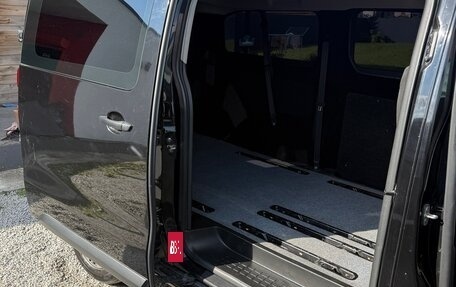 Toyota ProAce II, 2019 год, 3 000 000 рублей, 10 фотография