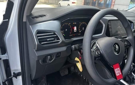 Volkswagen T-Cross I, 2023 год, 1 830 000 рублей, 8 фотография