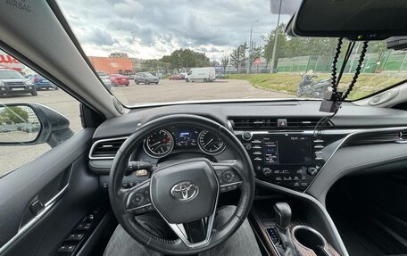 Toyota Camry, 2019 год, 2 990 000 рублей, 6 фотография