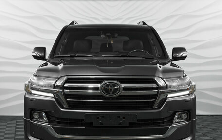 Toyota Land Cruiser 200, 2019 год, 6 700 000 рублей, 2 фотография