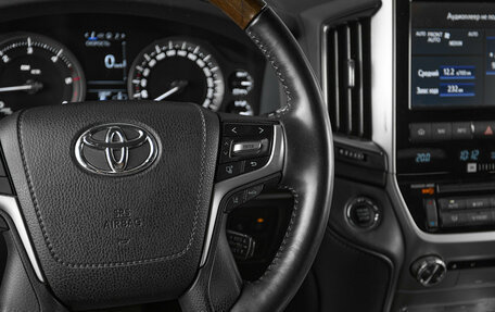 Toyota Land Cruiser 200, 2019 год, 6 700 000 рублей, 12 фотография