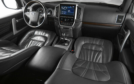 Toyota Land Cruiser 200, 2019 год, 6 700 000 рублей, 23 фотография