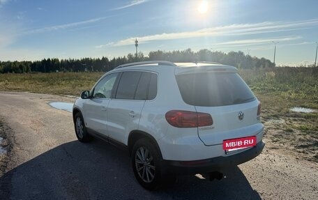Volkswagen Tiguan I, 2012 год, 1 200 000 рублей, 2 фотография