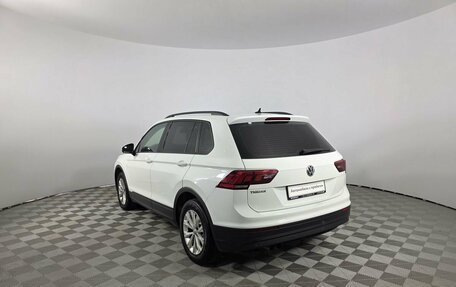 Volkswagen Tiguan II, 2019 год, 1 830 000 рублей, 7 фотография
