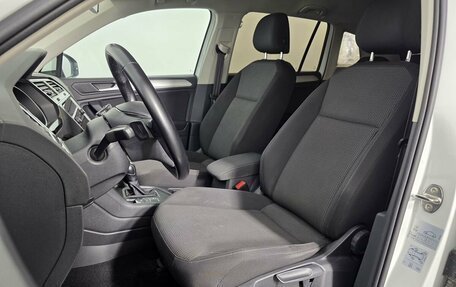 Volkswagen Tiguan II, 2019 год, 1 830 000 рублей, 13 фотография