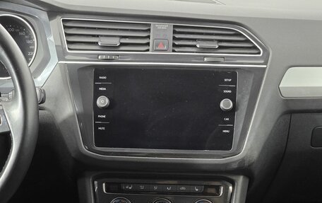 Volkswagen Tiguan II, 2019 год, 1 830 000 рублей, 18 фотография