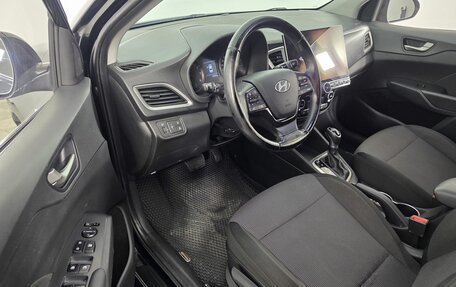 Hyundai Solaris II рестайлинг, 2018 год, 1 200 000 рублей, 11 фотография