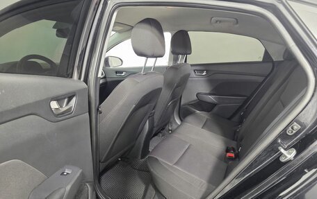 Hyundai Solaris II рестайлинг, 2018 год, 1 200 000 рублей, 15 фотография