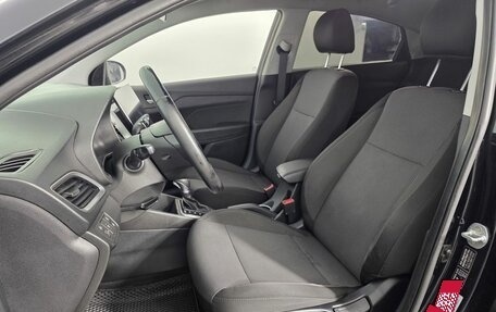 Hyundai Solaris II рестайлинг, 2018 год, 1 200 000 рублей, 14 фотография