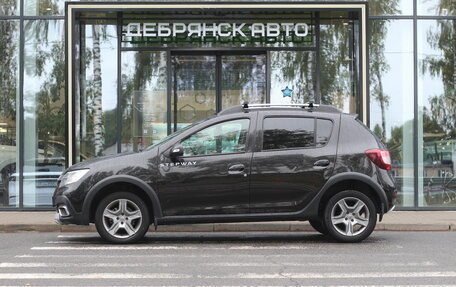 Renault Sandero II рестайлинг, 2019 год, 1 080 000 рублей, 2 фотография