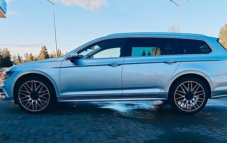 Volkswagen Passat B8 рестайлинг, 2019 год, 3 400 000 рублей, 10 фотография