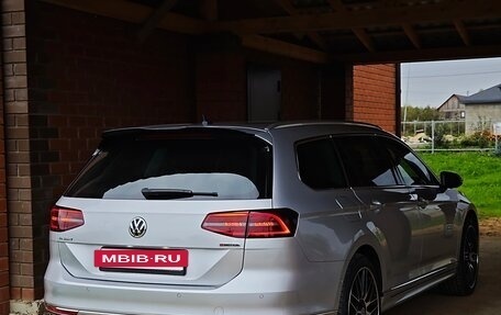 Volkswagen Passat B8 рестайлинг, 2019 год, 3 400 000 рублей, 8 фотография