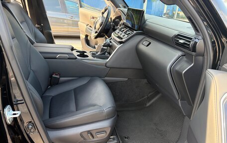 Toyota Land Cruiser, 2024 год, 12 500 000 рублей, 10 фотография