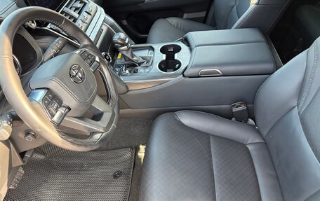 Toyota Land Cruiser, 2024 год, 12 500 000 рублей, 15 фотография