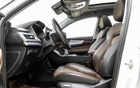 Chery Tiggo 8 Pro, 2022 год, 2 048 000 рублей, 25 фотография