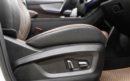 Chery Tiggo 8 Pro, 2022 год, 2 048 000 рублей, 36 фотография