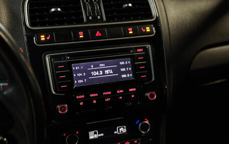 Volkswagen Polo VI (EU Market), 2014 год, 690 000 рублей, 15 фотография