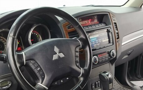 Mitsubishi Pajero IV, 2012 год, 2 272 000 рублей, 25 фотография