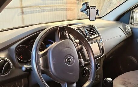 Renault Sandero II рестайлинг, 2015 год, 1 050 000 рублей, 5 фотография