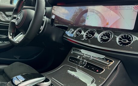 Mercedes-Benz E-Класс AMG, 2018 год, 4 800 000 рублей, 30 фотография