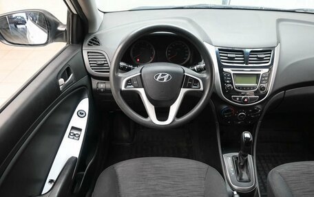 Hyundai Solaris II рестайлинг, 2015 год, 1 049 000 рублей, 9 фотография