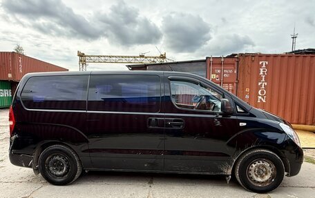 Hyundai H-1 II рестайлинг, 2008 год, 650 000 рублей, 4 фотография