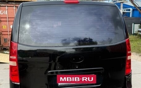 Hyundai H-1 II рестайлинг, 2008 год, 650 000 рублей, 6 фотография