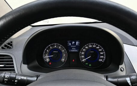 Hyundai Solaris II рестайлинг, 2011 год, 490 000 рублей, 13 фотография