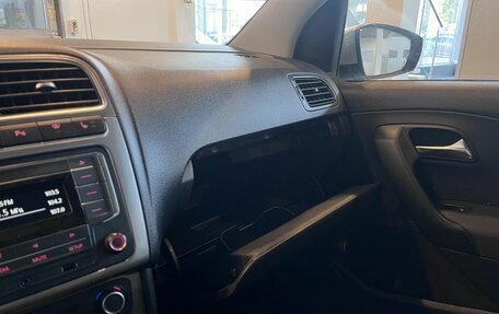 Volkswagen Polo VI (EU Market), 2019 год, 1 230 000 рублей, 30 фотография