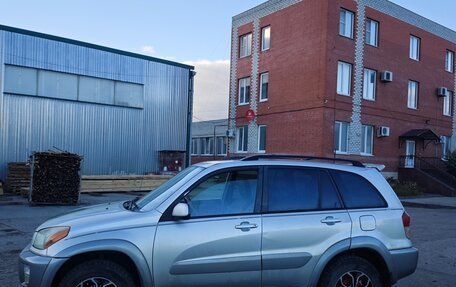 Toyota RAV4, 2001 год, 700 000 рублей, 2 фотография