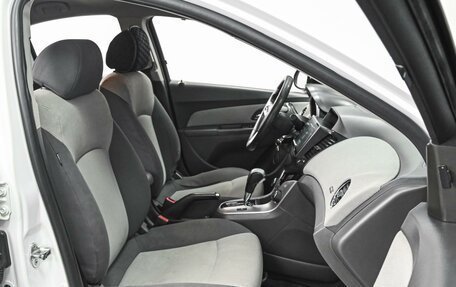 Chevrolet Cruze II, 2010 год, 595 000 рублей, 8 фотография