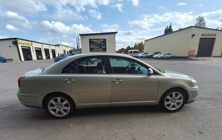 Toyota Avensis III рестайлинг, 2006 год, 760 000 рублей, 3 фотография