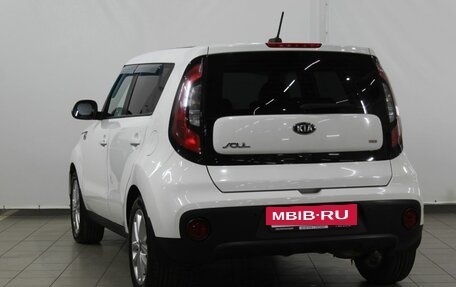 KIA Soul II рестайлинг, 2017 год, 1 580 000 рублей, 8 фотография