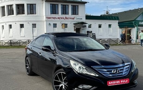 Hyundai Sonata VI, 2011 год, 1 200 000 рублей, 1 фотография