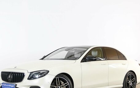 Mercedes-Benz E-Класс, 2016 год, 3 359 000 рублей, 3 фотография