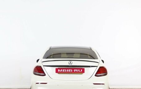 Mercedes-Benz E-Класс, 2016 год, 3 359 000 рублей, 5 фотография