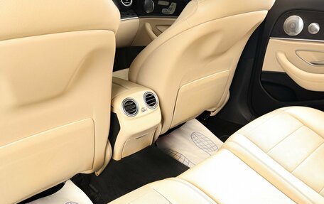 Mercedes-Benz E-Класс, 2016 год, 3 359 000 рублей, 8 фотография